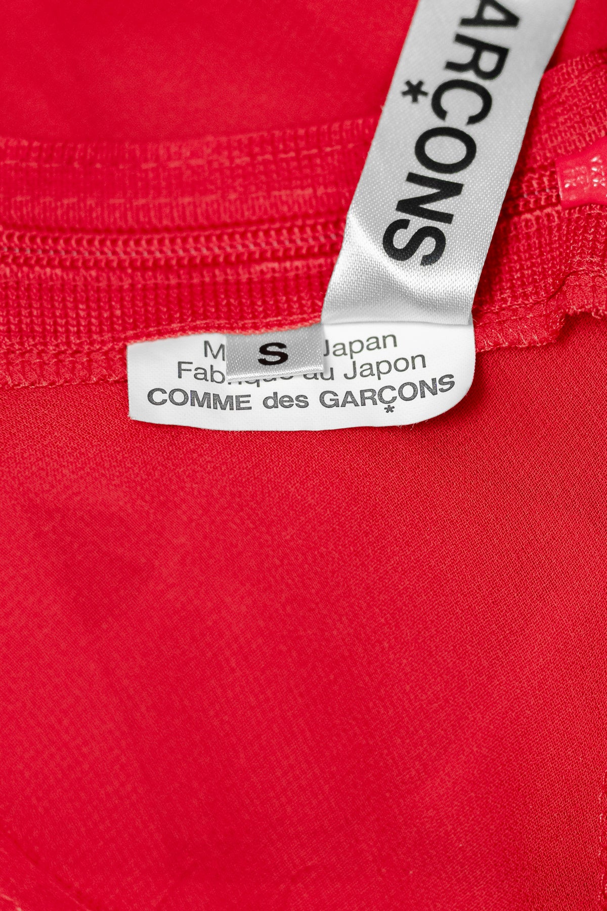COMME des GARÇONS
