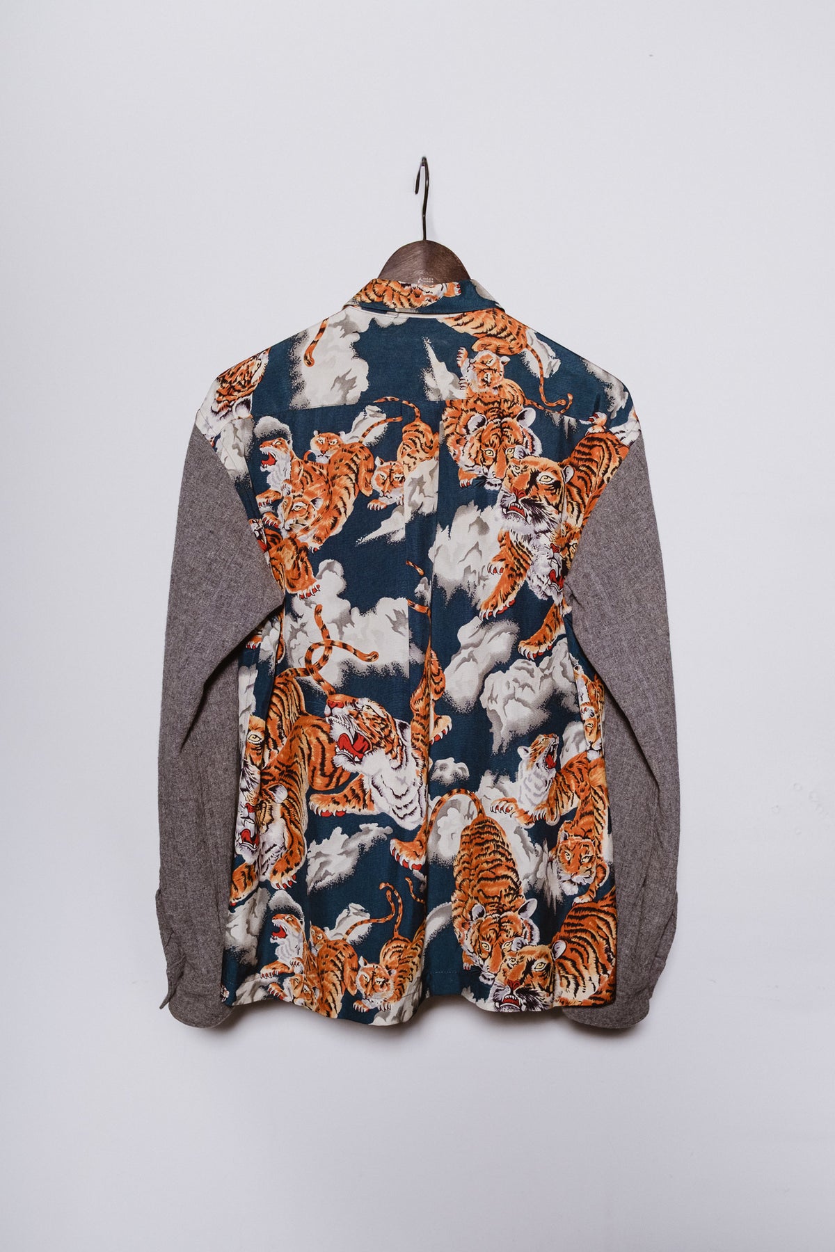 COMME des GARÇONS SHIRT