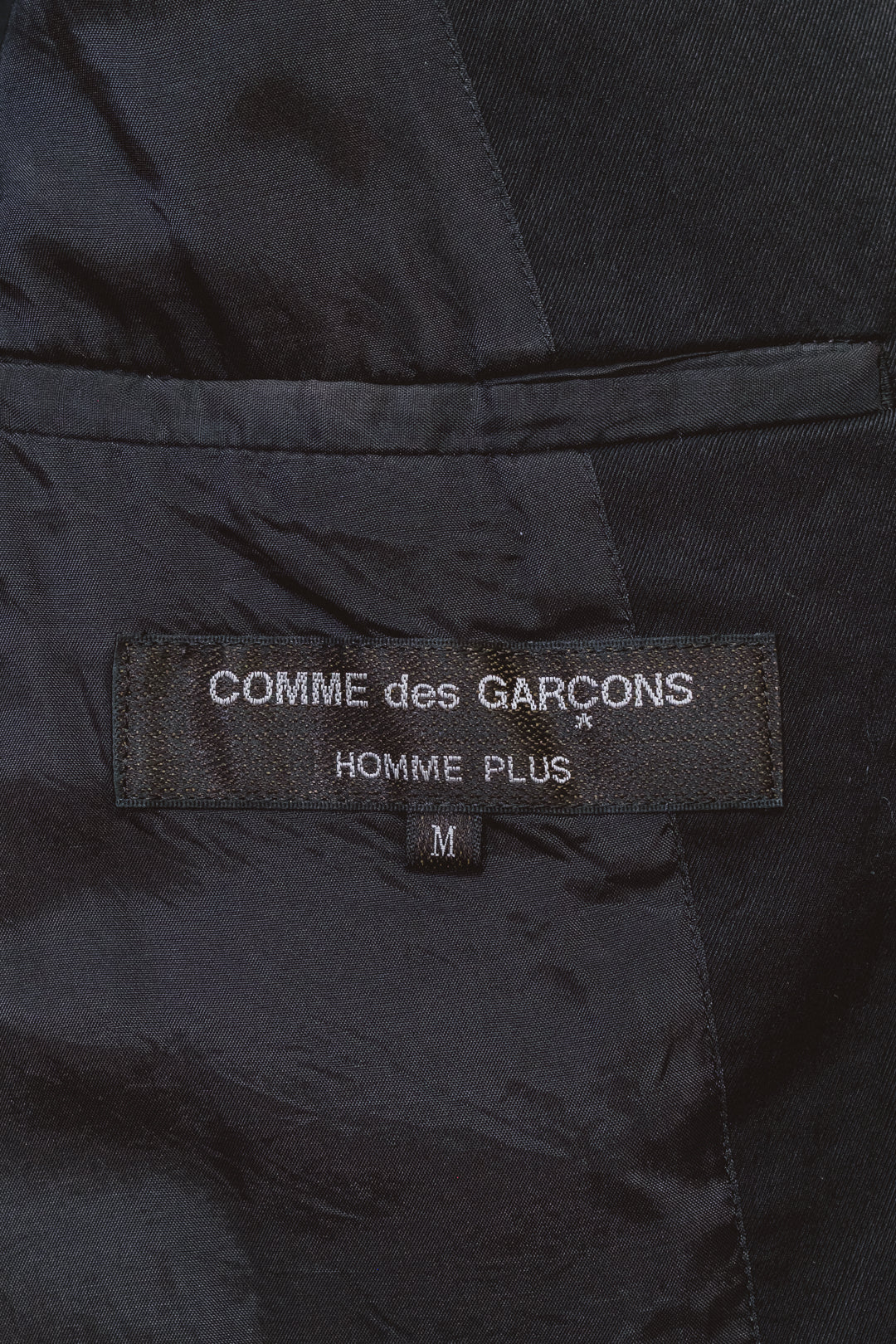 COMME does GARÇON HOMME PLUS